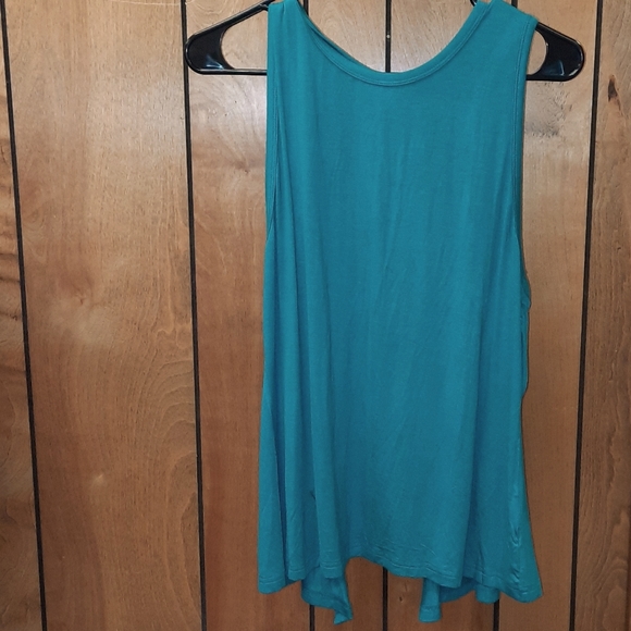 NWT Bestisun Workout Tops Open Back Shirts - Picture 3 of 4